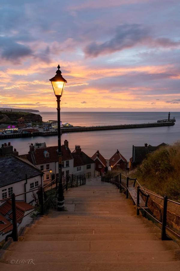 Frasers Of Whitby Exteriör bild